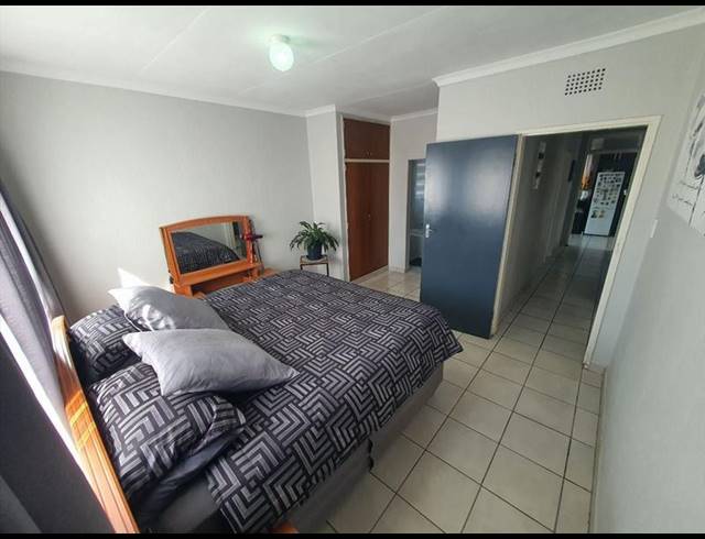 3 BEDROOM HOUSE FOR SALE IN PARKRAND